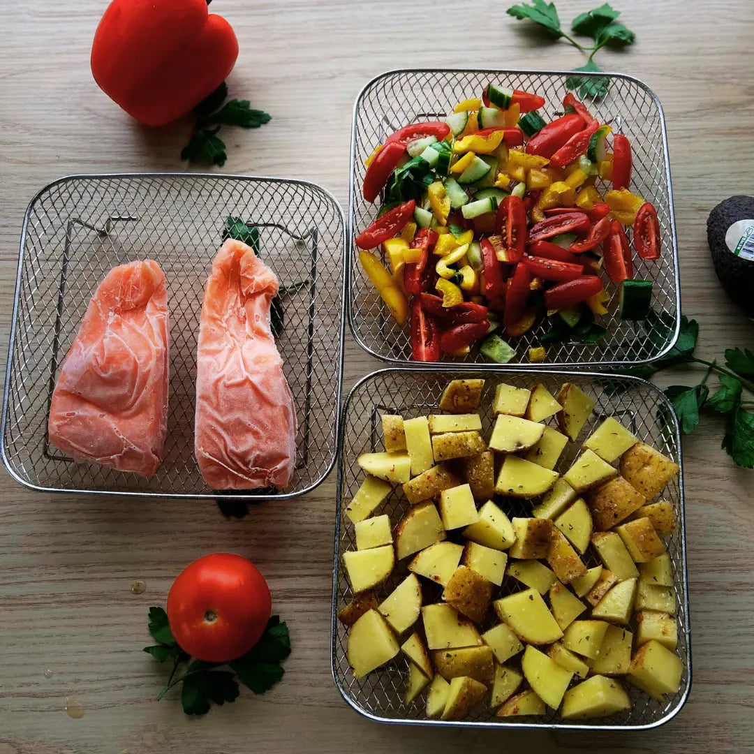 Stackable baskets for hot air fryers - more space, perfect cooking results 3