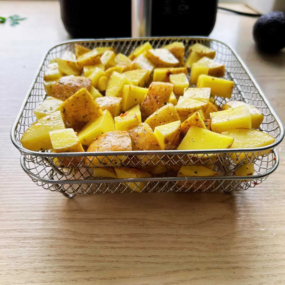 Stackable baskets for hot air fryers - more space, perfect cooking results 5